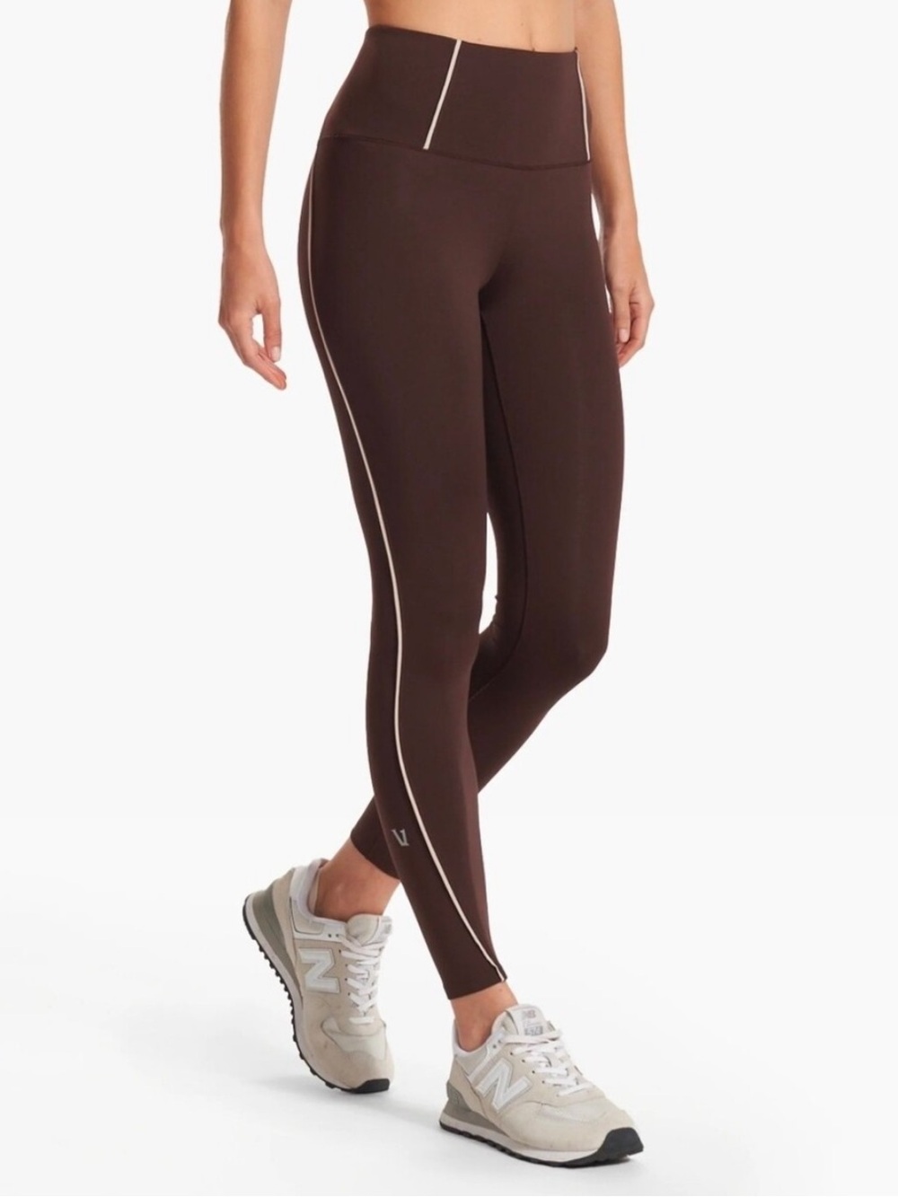 Vuori Evolve Lunar Leggings in Mahogany Brown size XS